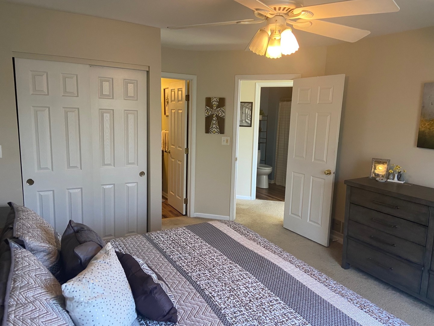 3366 Ravinia Circle #3366, Aurora, IL 60504