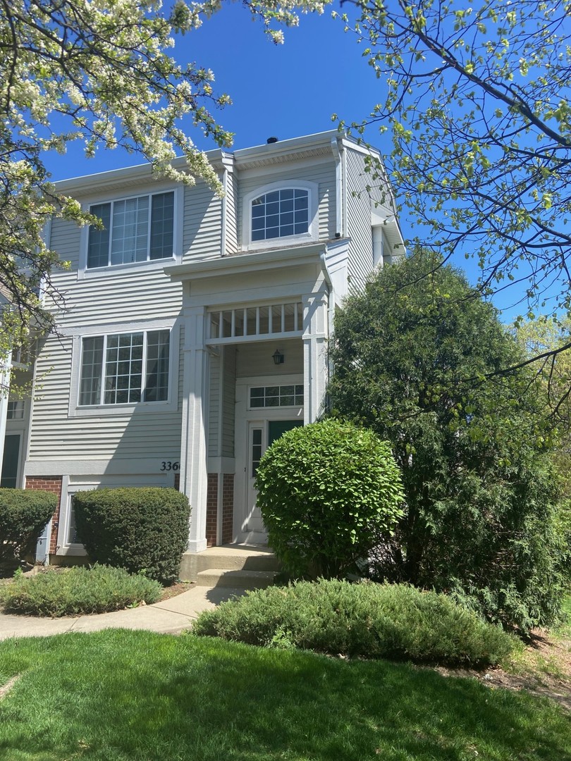 3366 Ravinia Circle #3366, Aurora, IL 60504