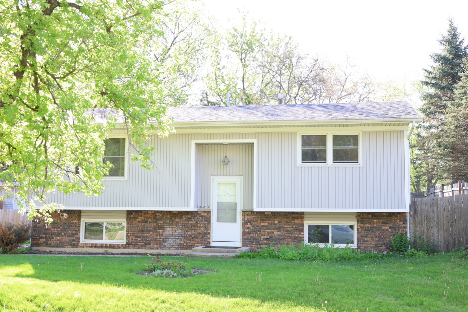 5412 E Wonder Lake Road, Wonder Lake, IL 60097