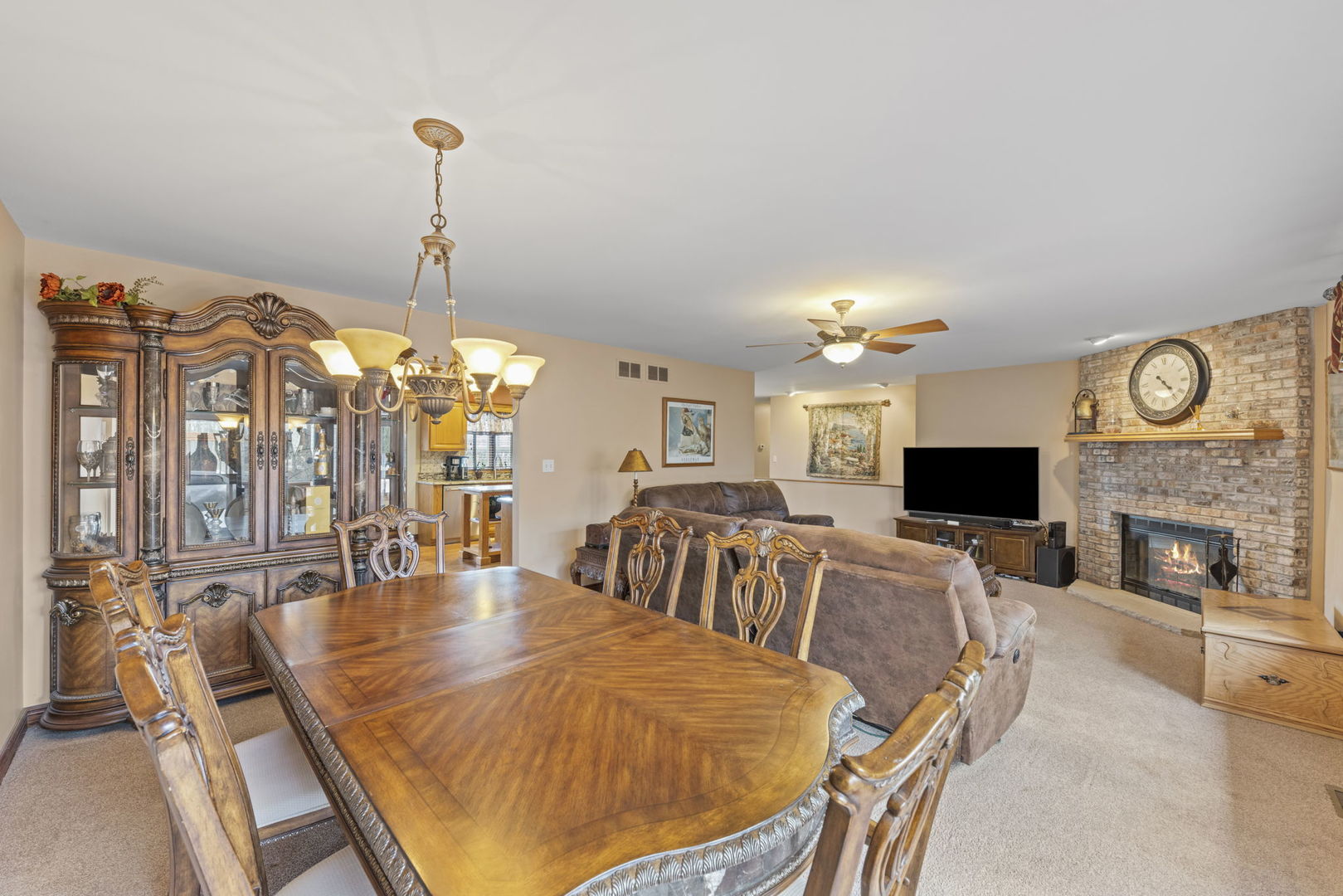 9001 E Mcevilly Road, Minooka, IL 60447