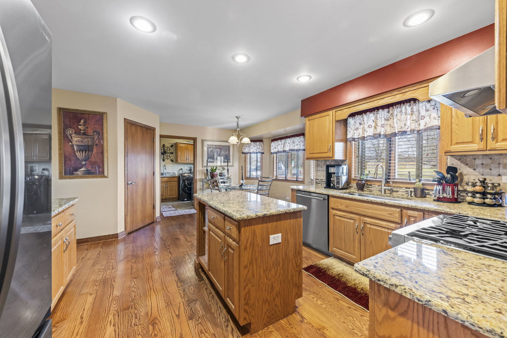 9001 E Mcevilly Road, Minooka, IL 60447