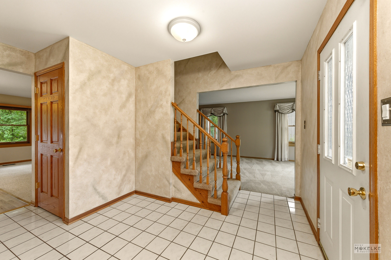 2340 Ridgewood Road, Lisle, IL 60532