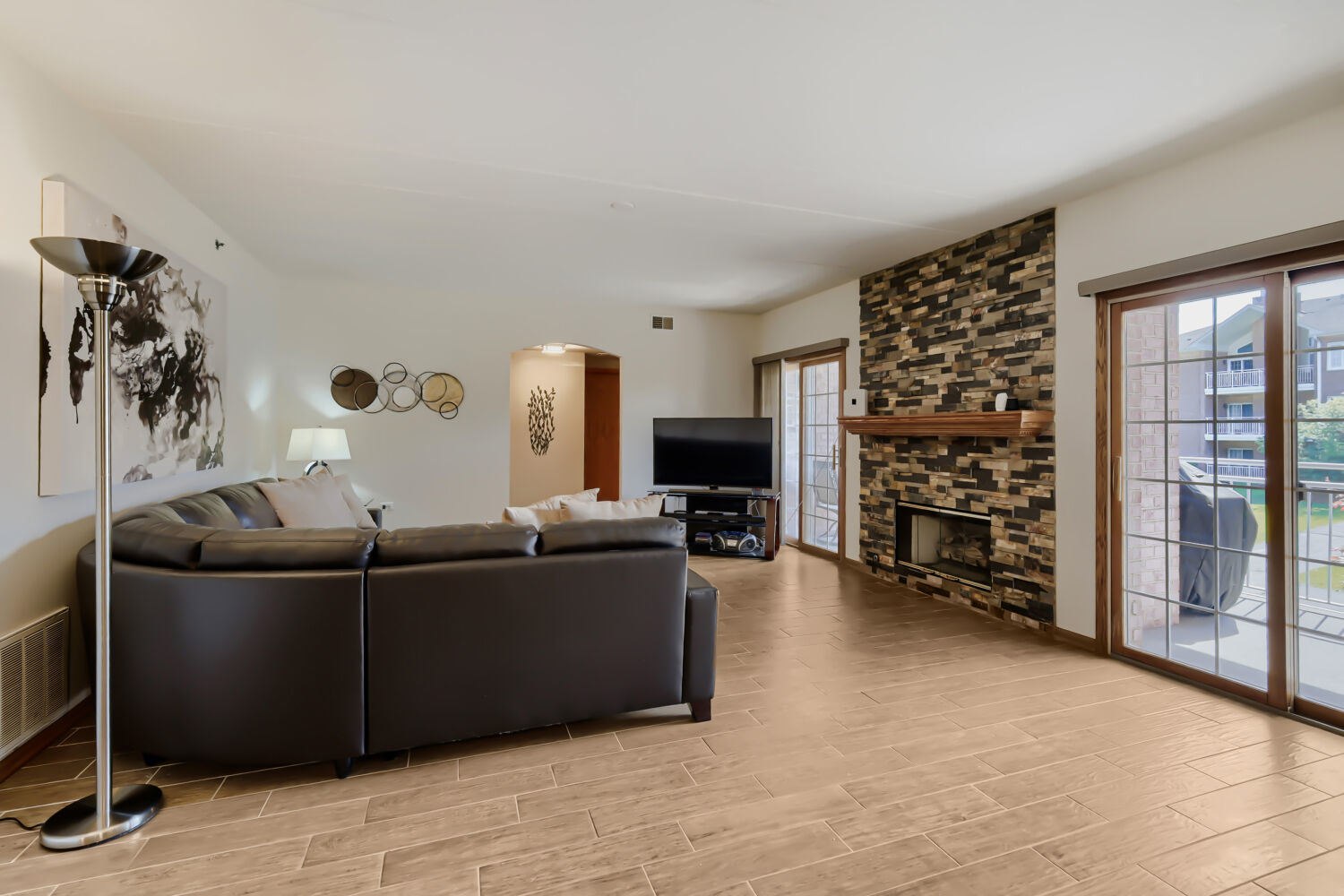 11535 Settlers Pond Way #2C, Orland Park, IL 60467