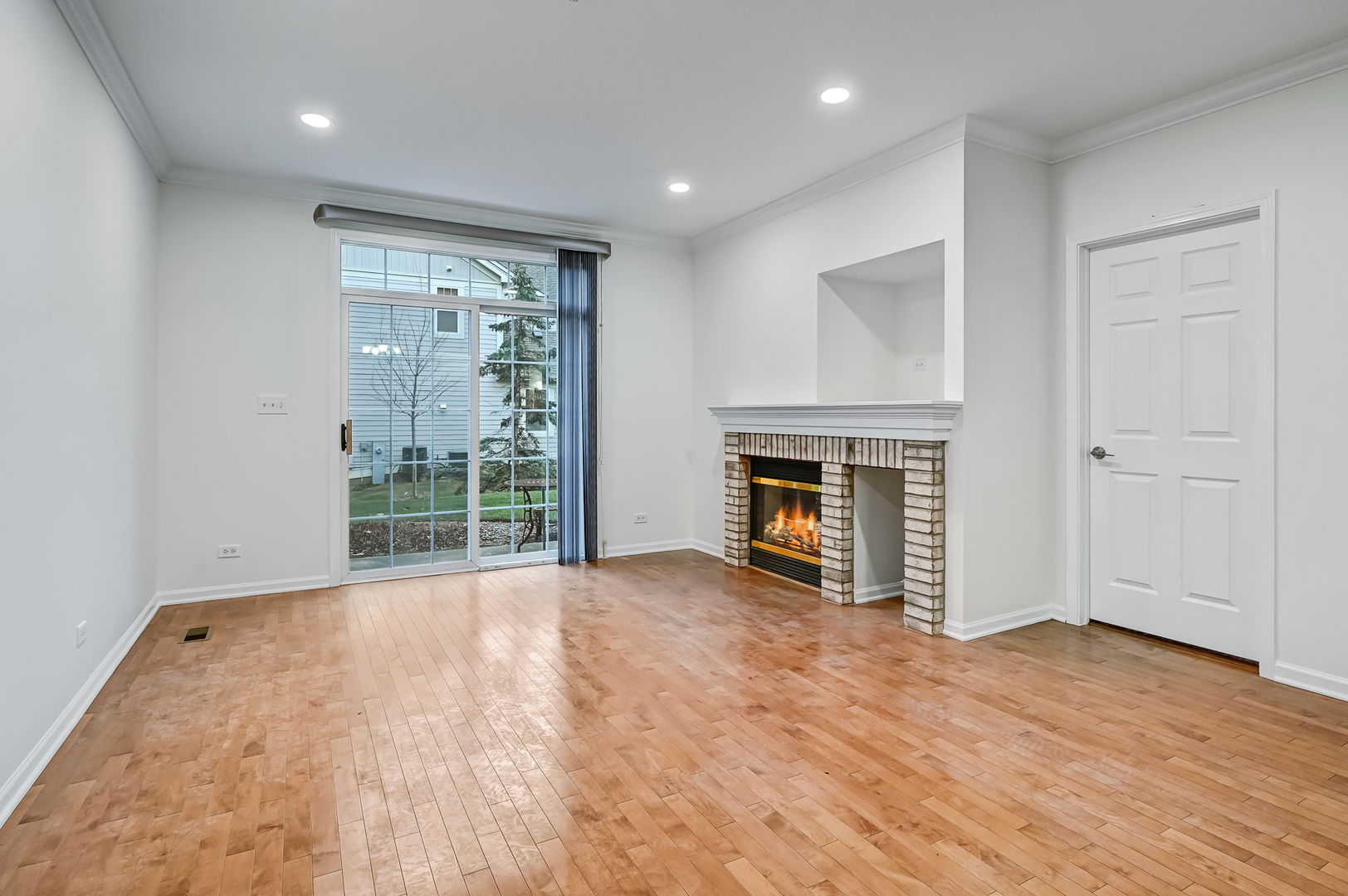 1339 Scarboro Road #605, Schaumburg, IL 60193