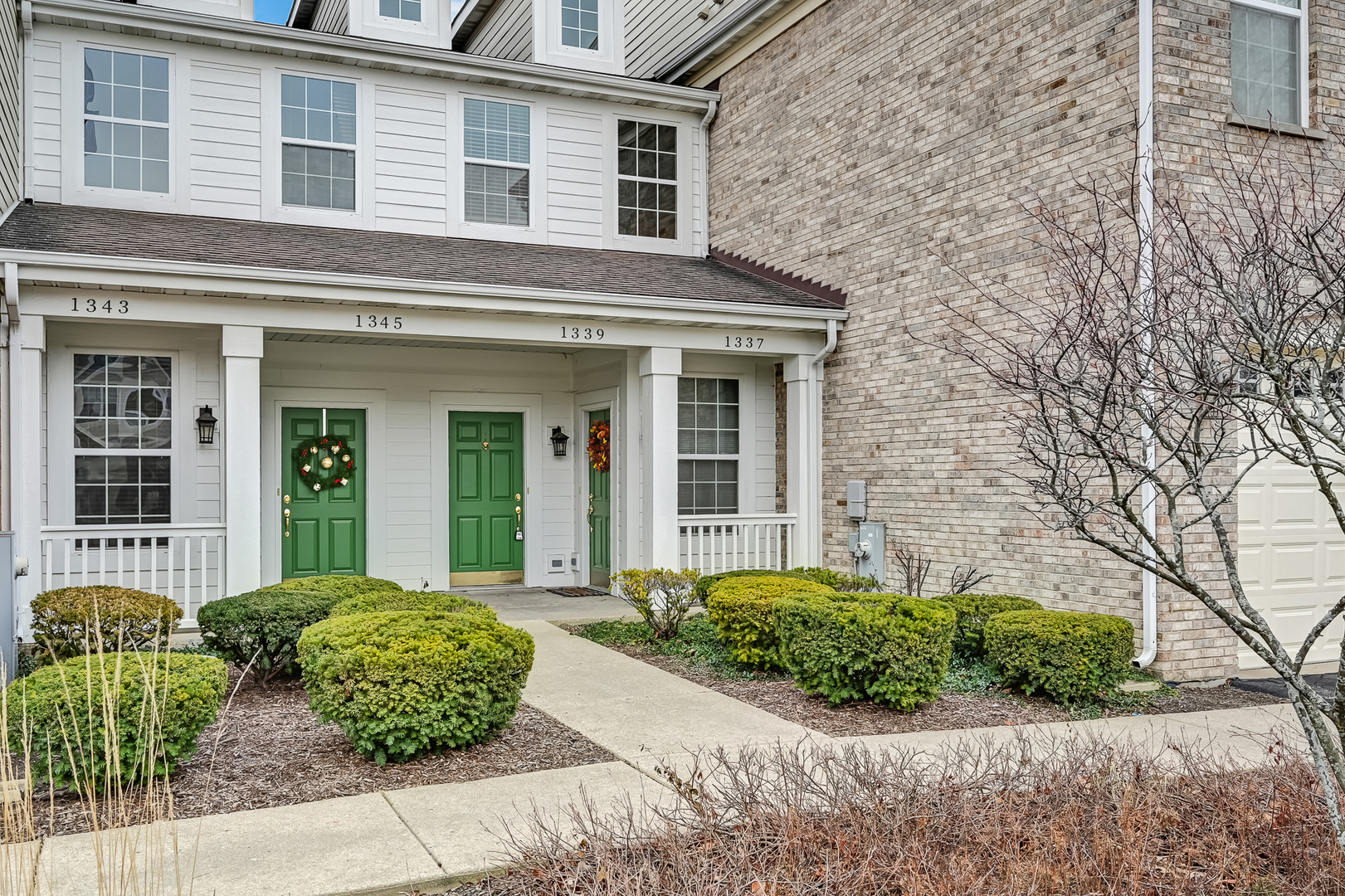 1339 Scarboro Road #605, Schaumburg, IL 60193