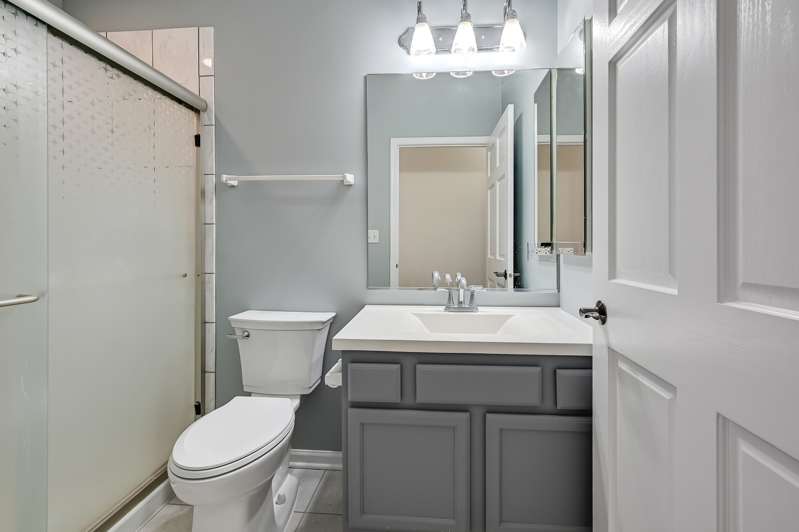 1339 Scarboro Road #605, Schaumburg, IL 60193