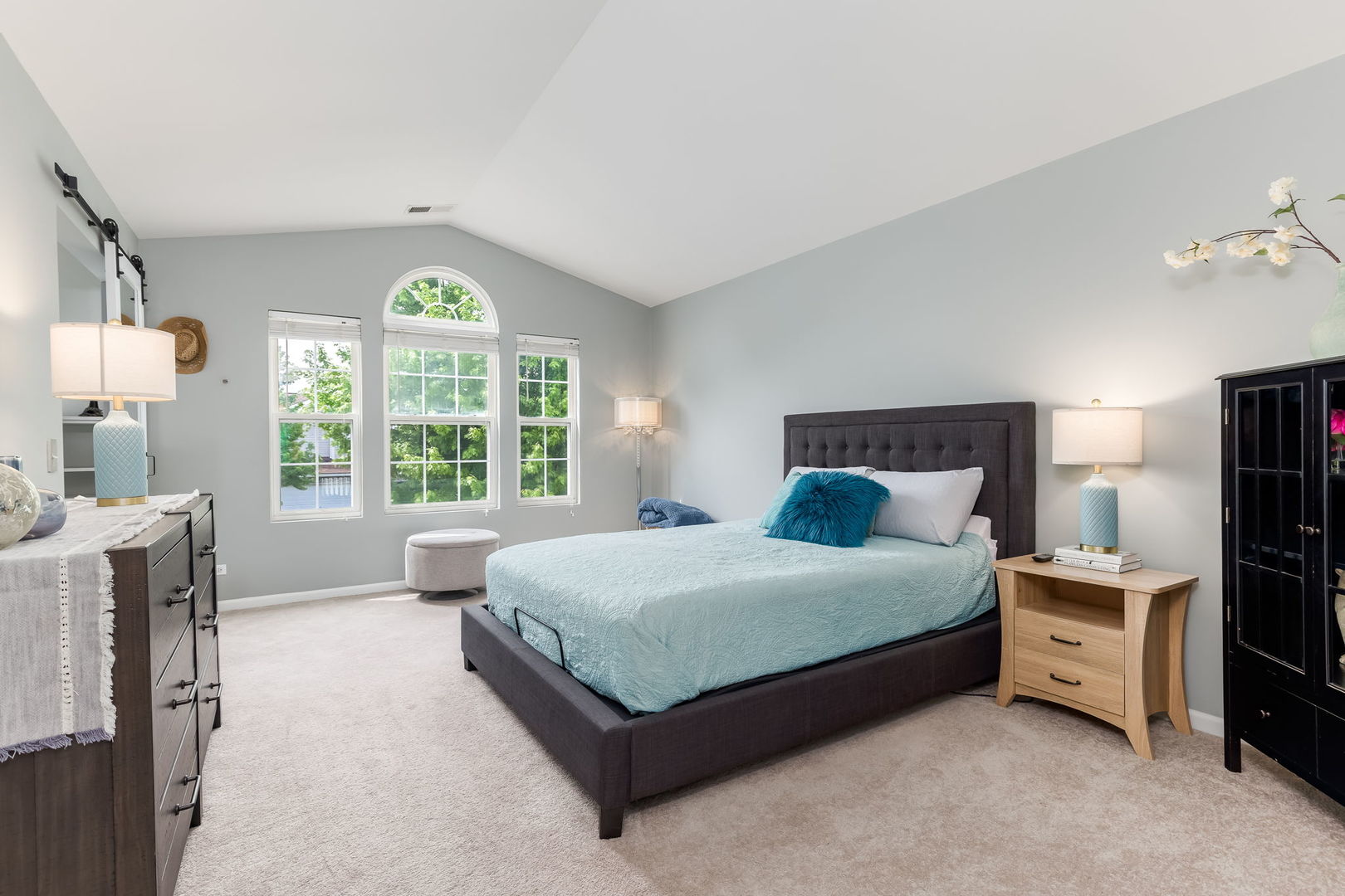 1877 Candlelight Circle, Montgomery, IL 60538