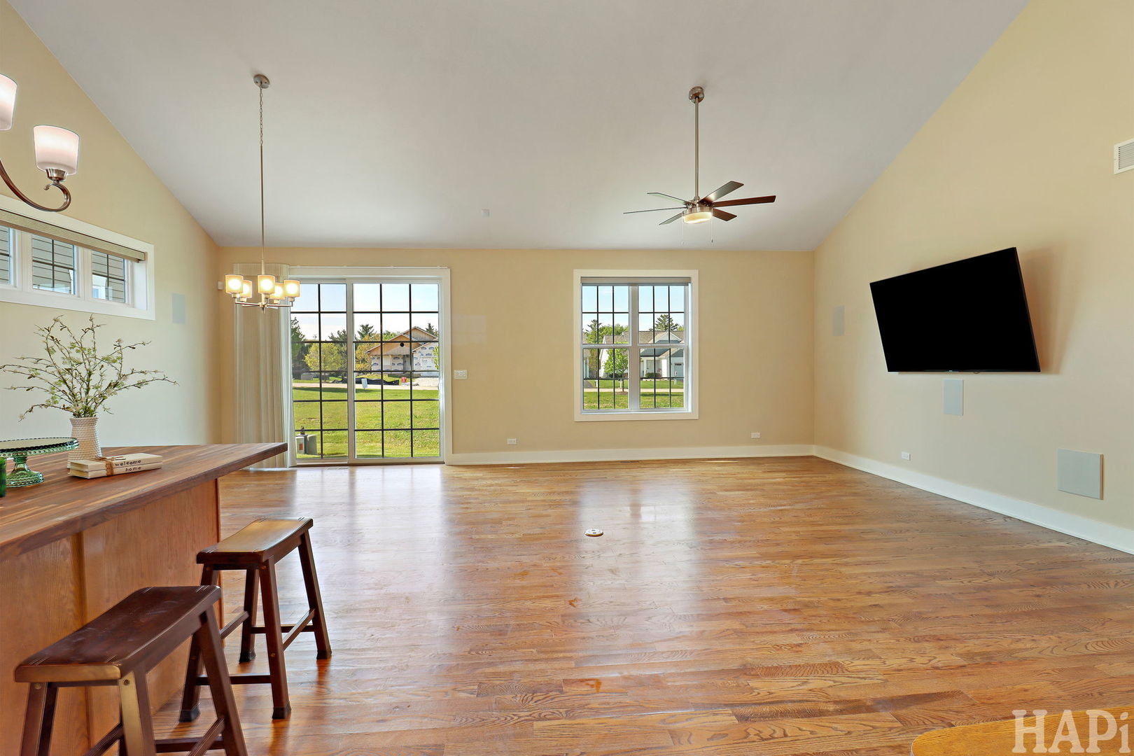 40491 N South Newport Drive, Antioch, IL 60002