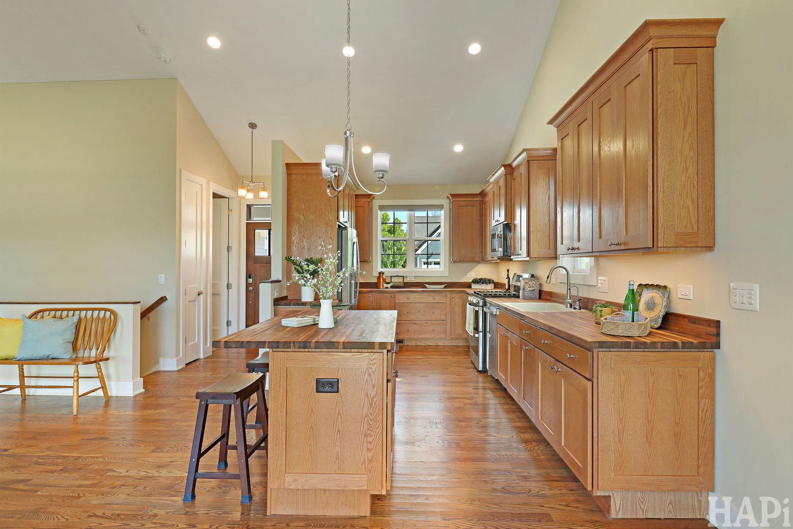 40491 N South Newport Drive, Antioch, IL 60002