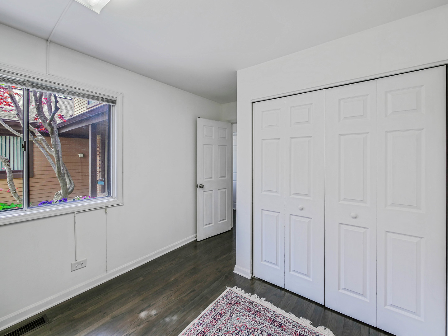 1336 Fairfax Lane, Buffalo Grove, IL 60089