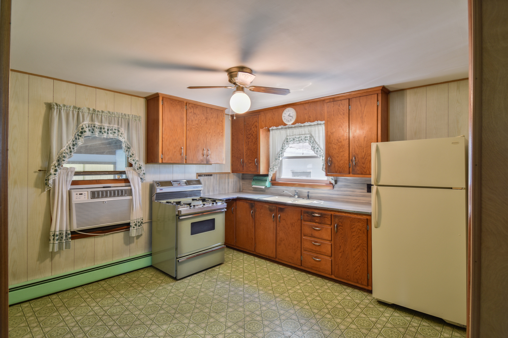 200 E George Street, Odell, IL 60460