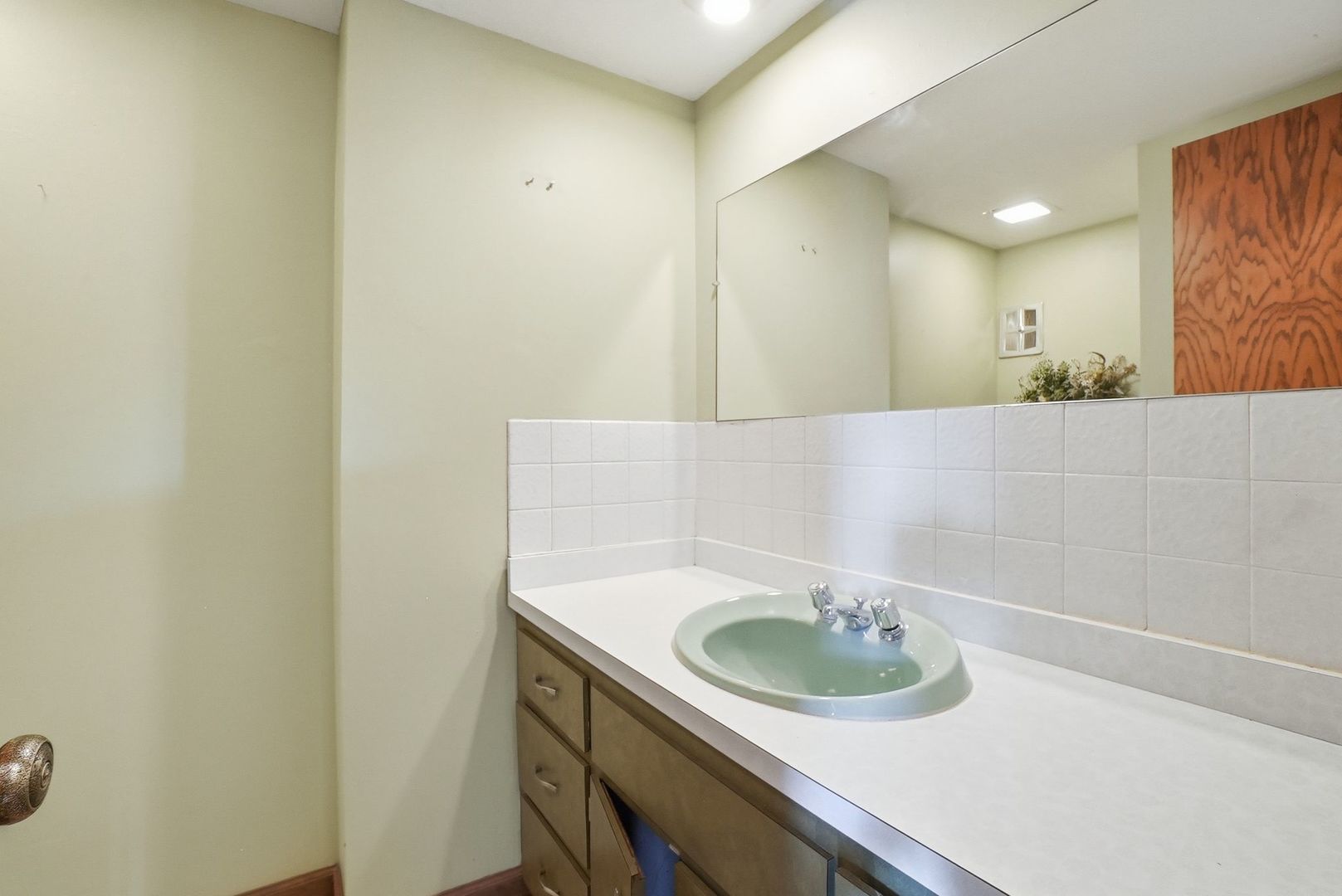 5619 W Park Avenue, Cicero, IL 60804