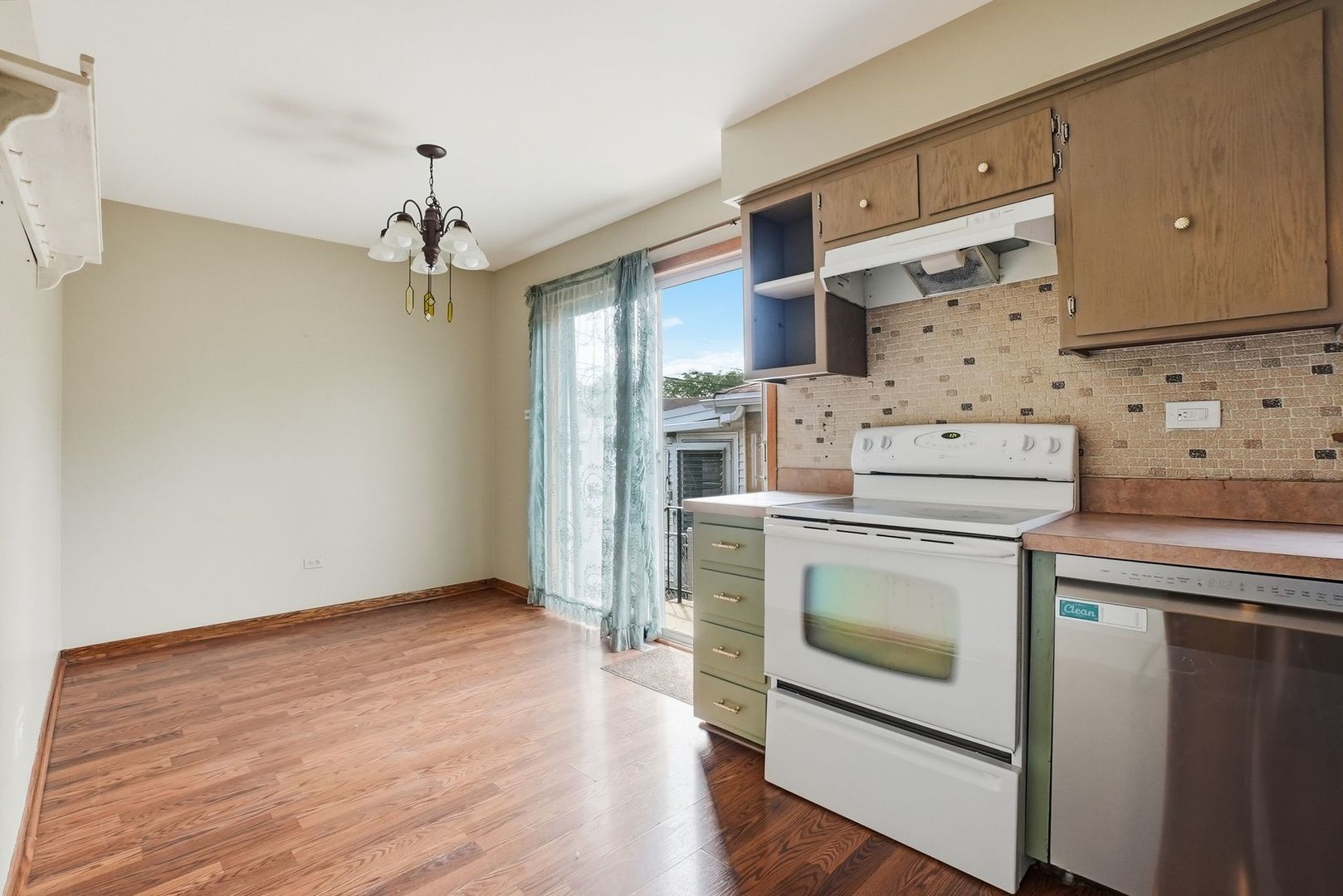 5619 W Park Avenue, Cicero, IL 60804