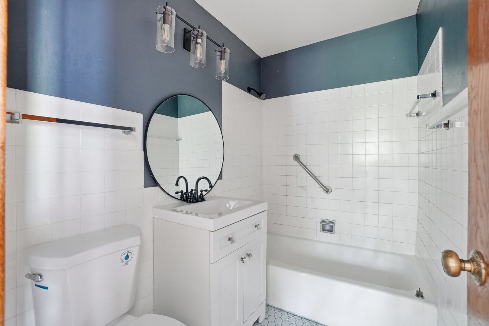 5619 W Park Avenue, Cicero, IL 60804