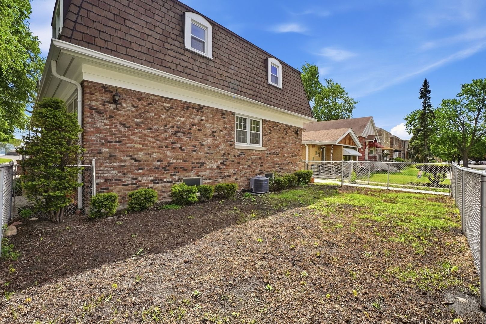 5619 W Park Avenue, Cicero, IL 60804