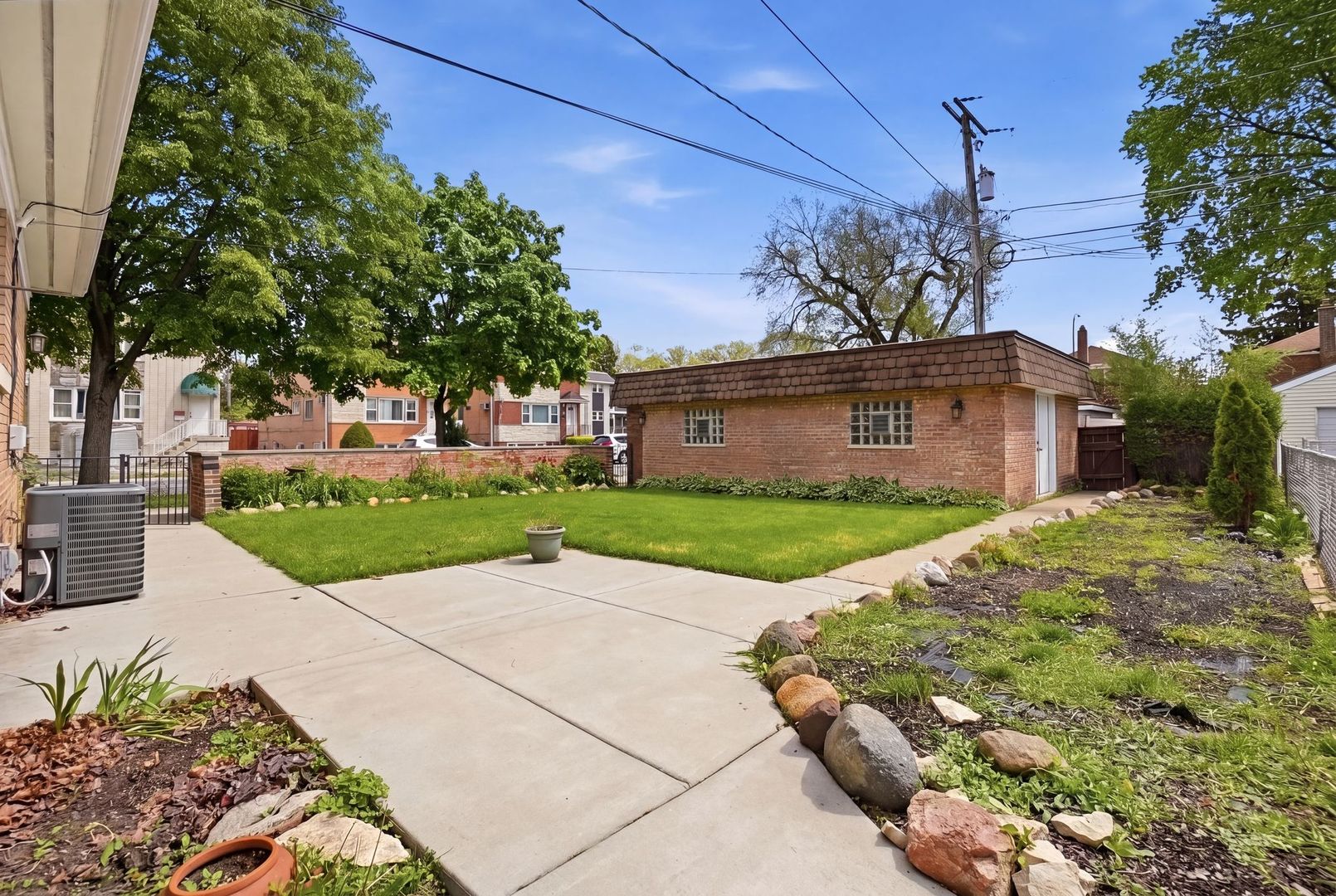 5619 W Park Avenue, Cicero, IL 60804