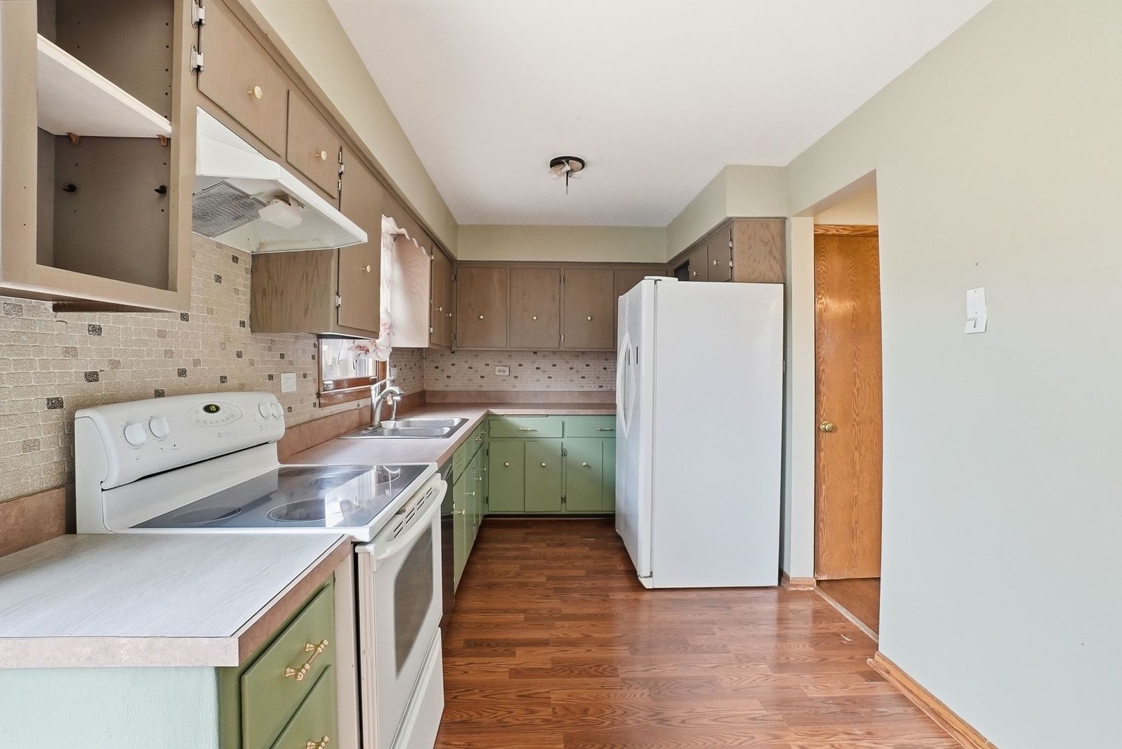 5619 W Park Avenue, Cicero, IL 60804