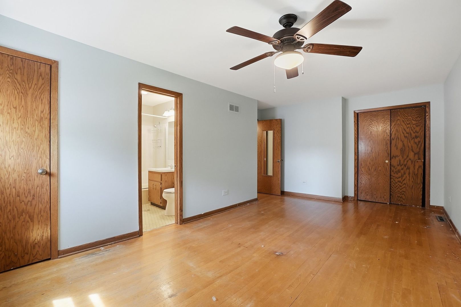 5619 W Park Avenue, Cicero, IL 60804