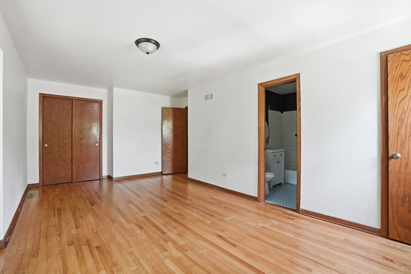 5619 W Park Avenue, Cicero, IL 60804