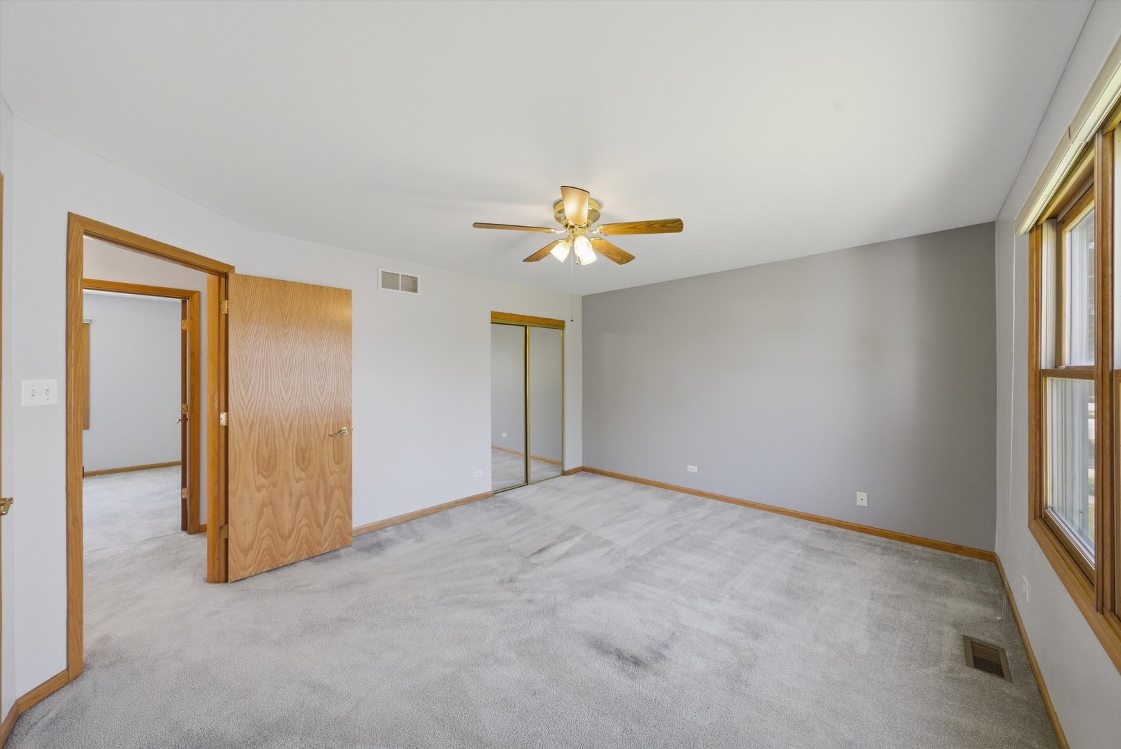 752 Rosanne Street, Lockport, IL 60441