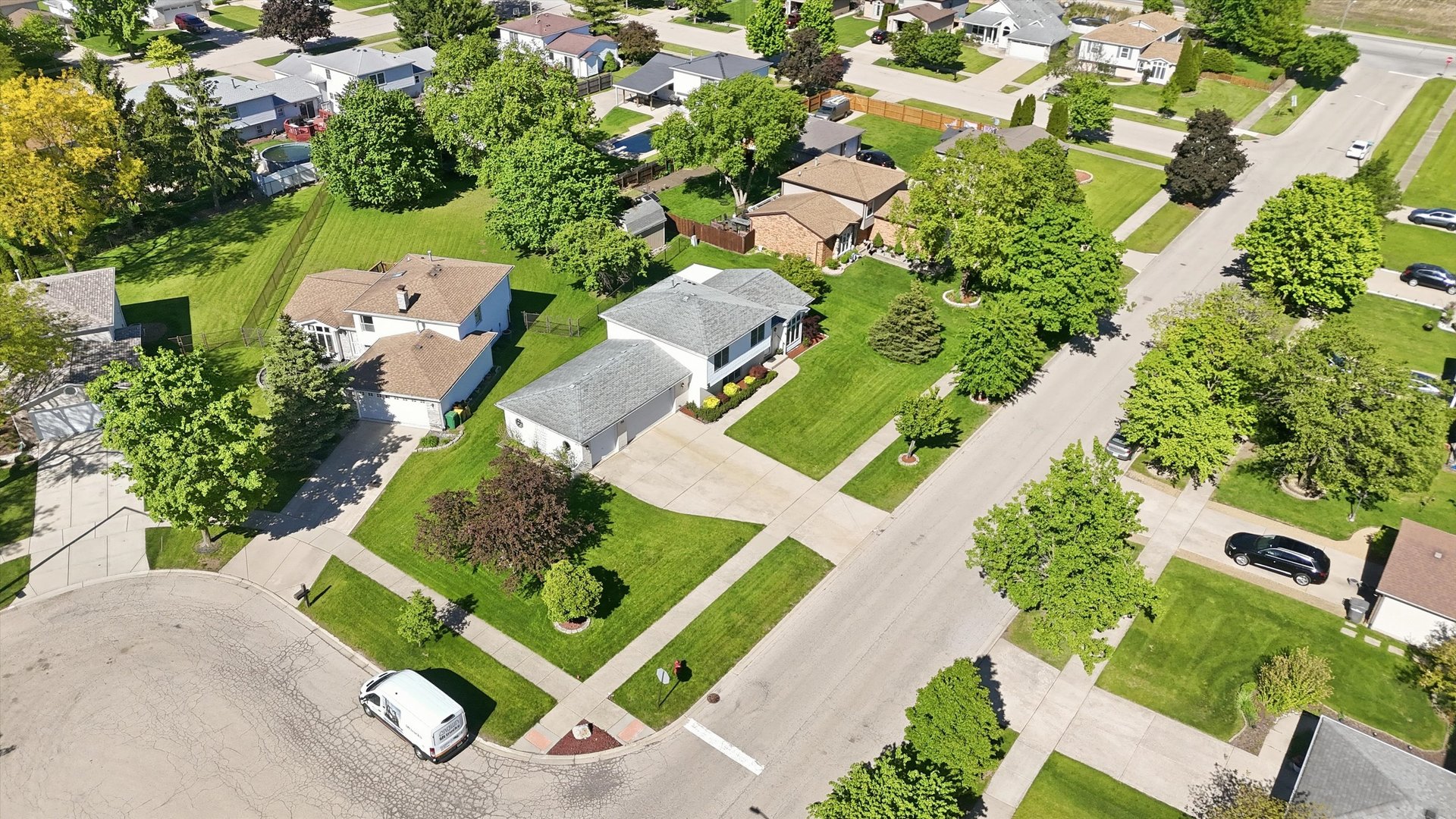 752 Rosanne Street, Lockport, IL 60441