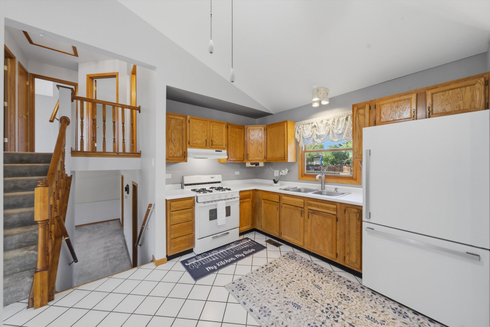 752 Rosanne Street, Lockport, IL 60441