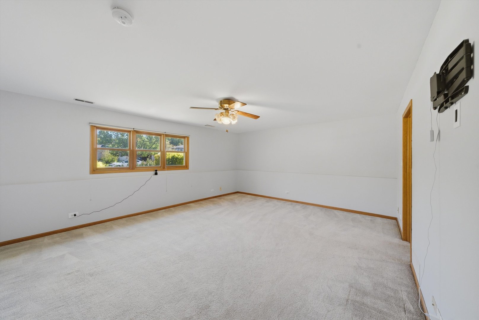 752 Rosanne Street, Lockport, IL 60441