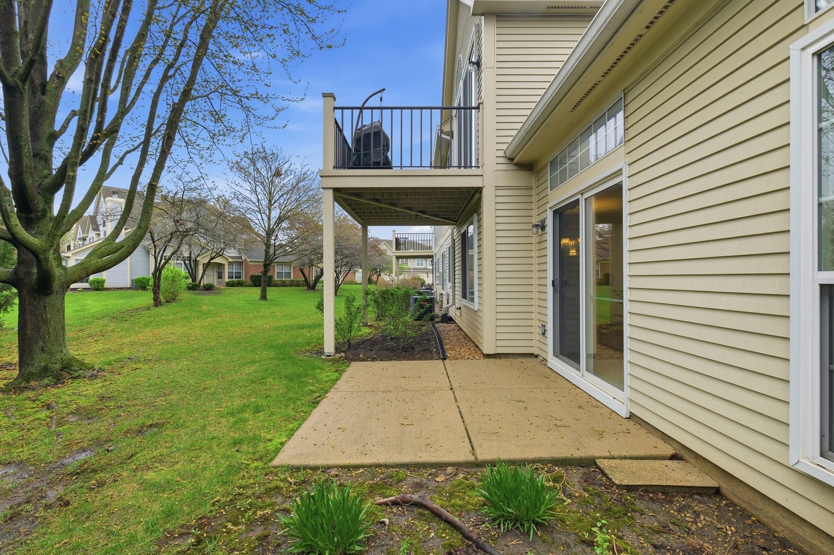 442 Cromwell Circle #1, Bartlett, IL 60103