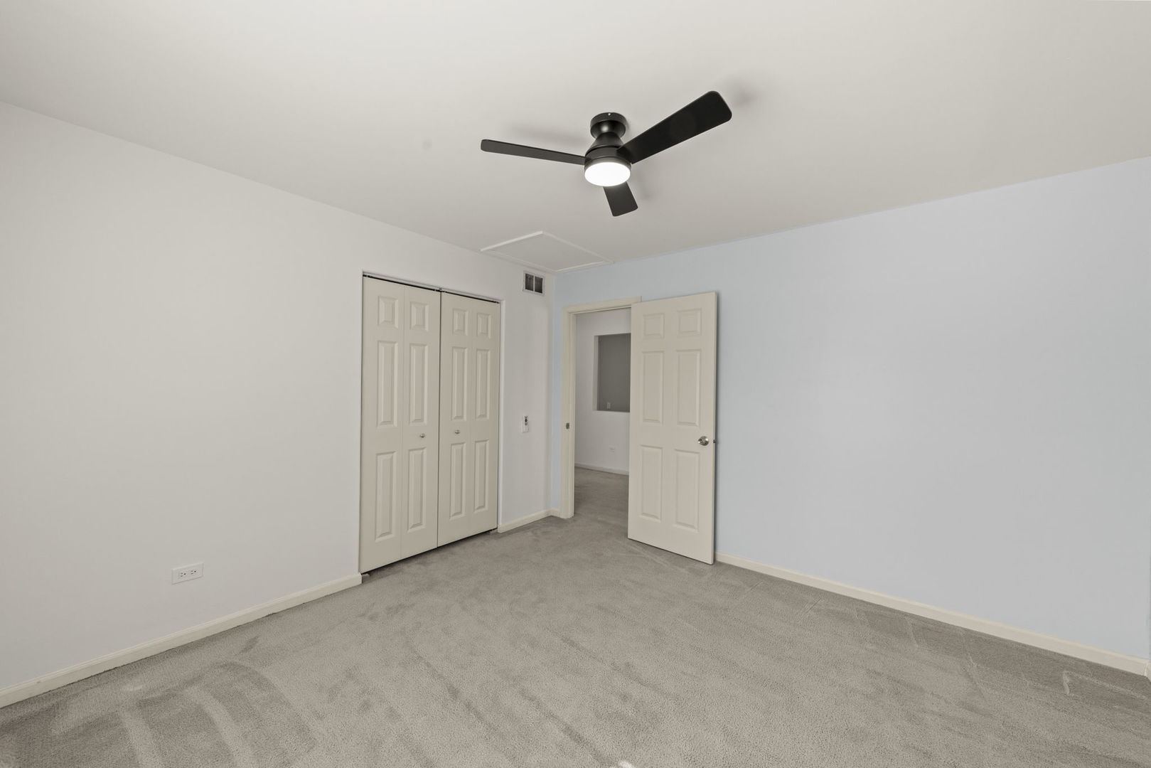 2430 Caton Crest Court, Crest Hill, IL 60403