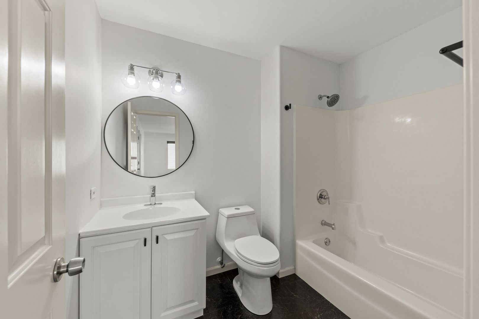 2430 Caton Crest Court, Crest Hill, IL 60403