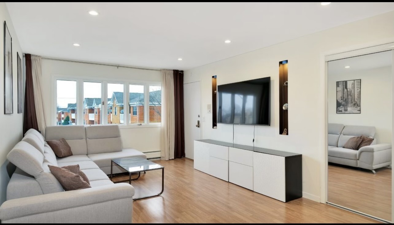 6555 W Belmont Avenue #3W, Chicago, IL 60634