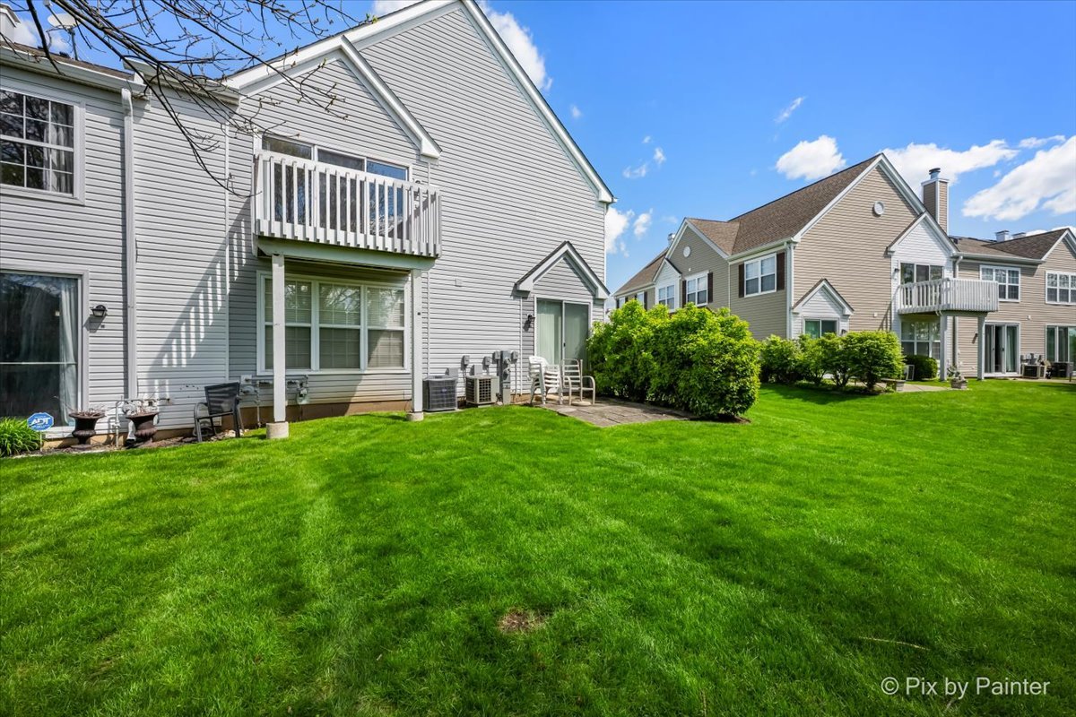 259 Arboretum Drive, Lombard, IL 60148