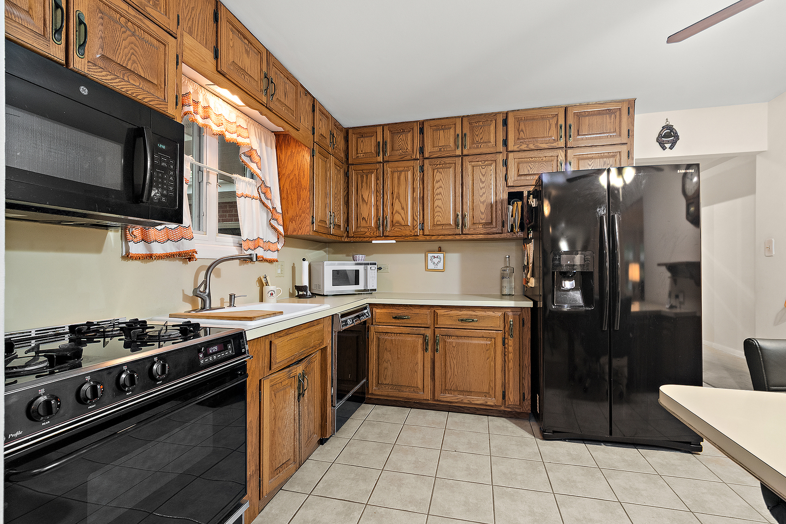 8608 W 144th Place, Orland Park, IL 60462