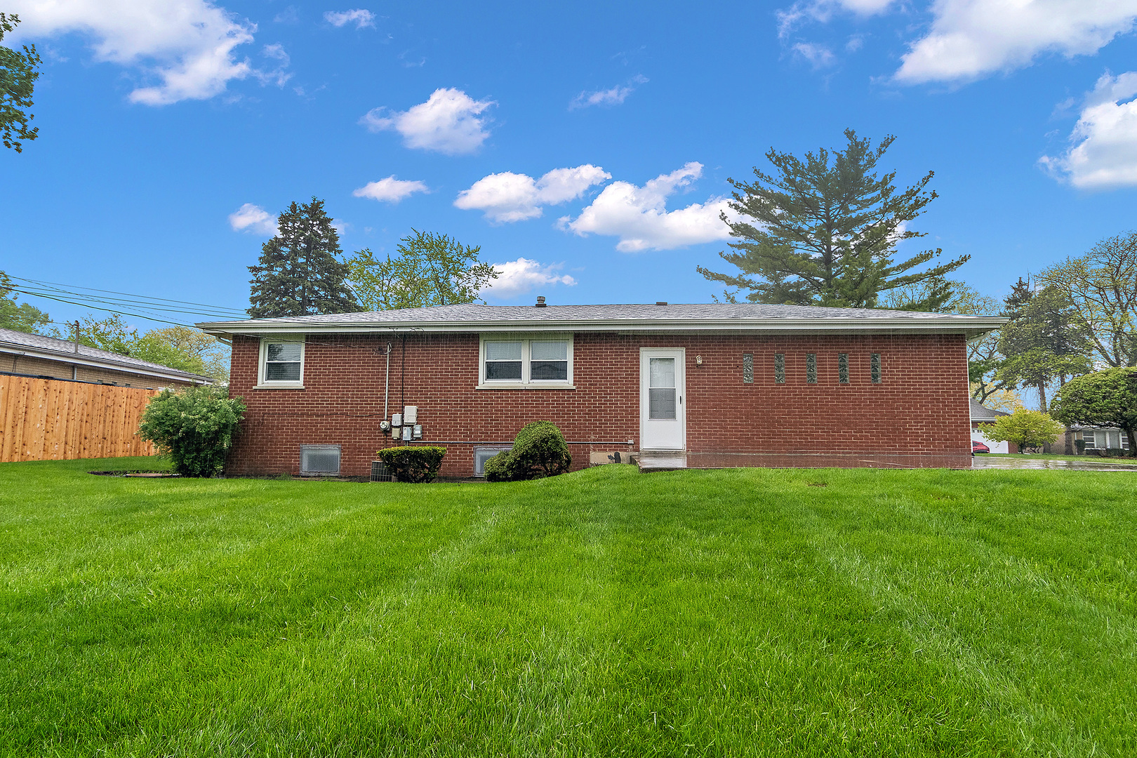 8608 W 144th Place, Orland Park, IL 60462