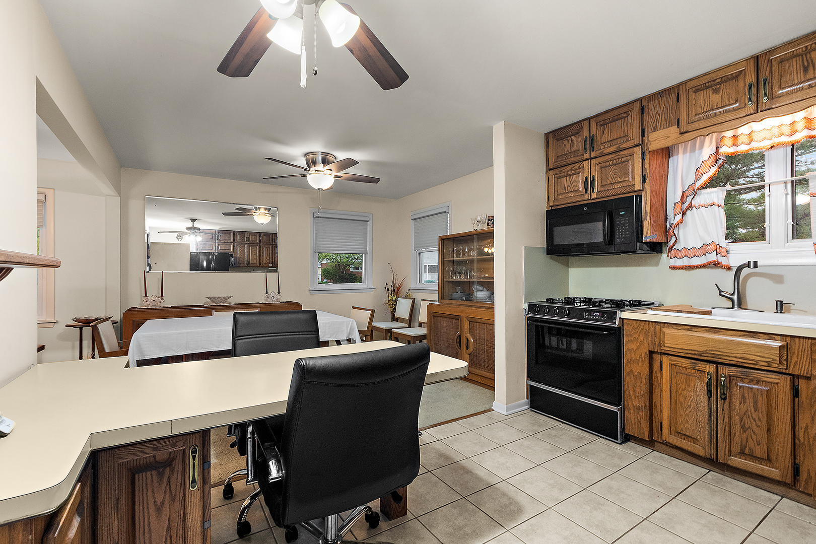 8608 W 144th Place, Orland Park, IL 60462