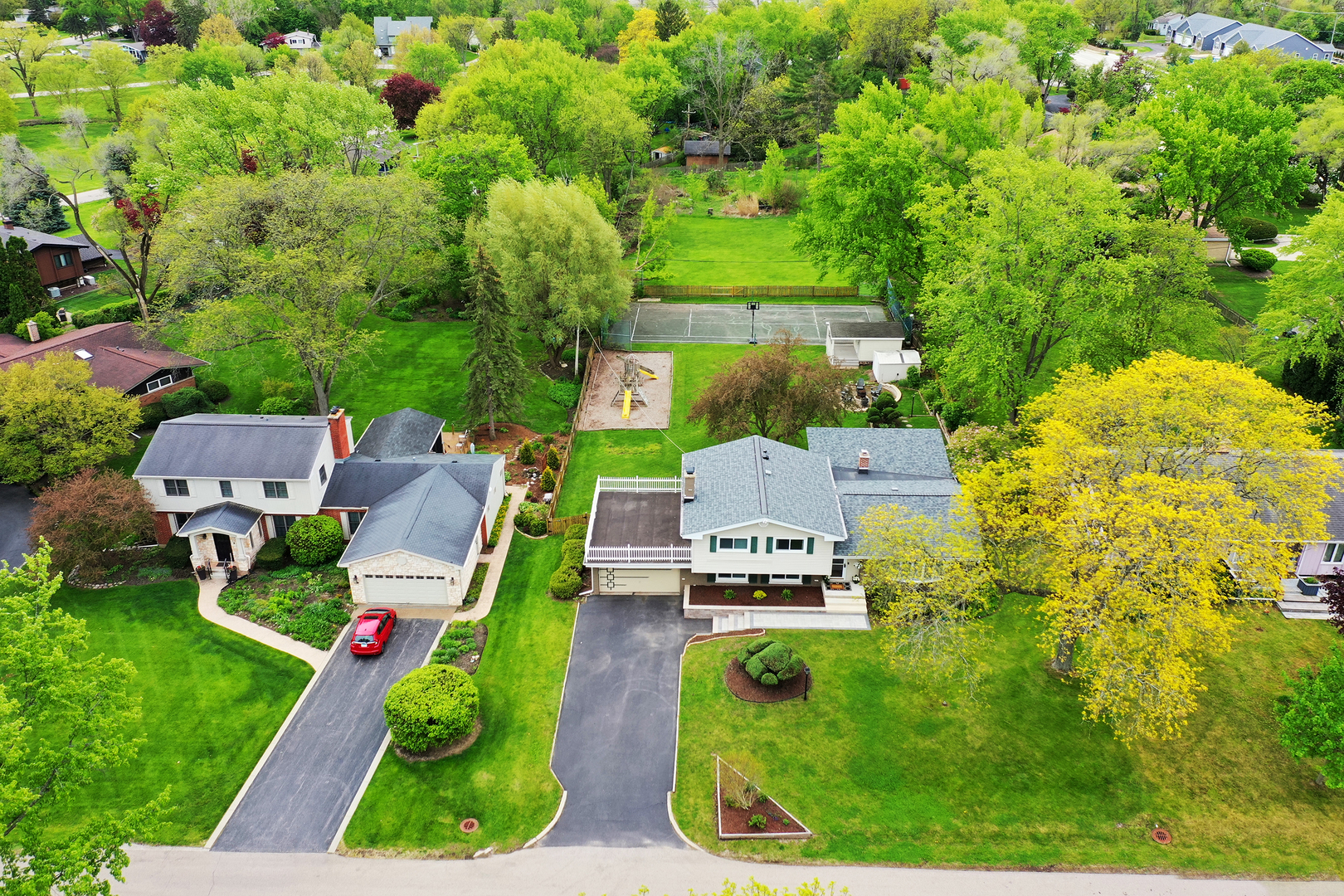 765 W Bayer Drive, Palatine, IL 60067