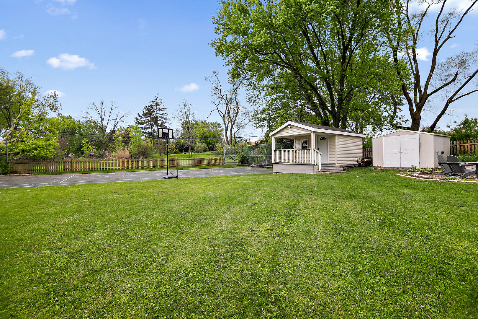 765 W Bayer Drive, Palatine, IL 60067
