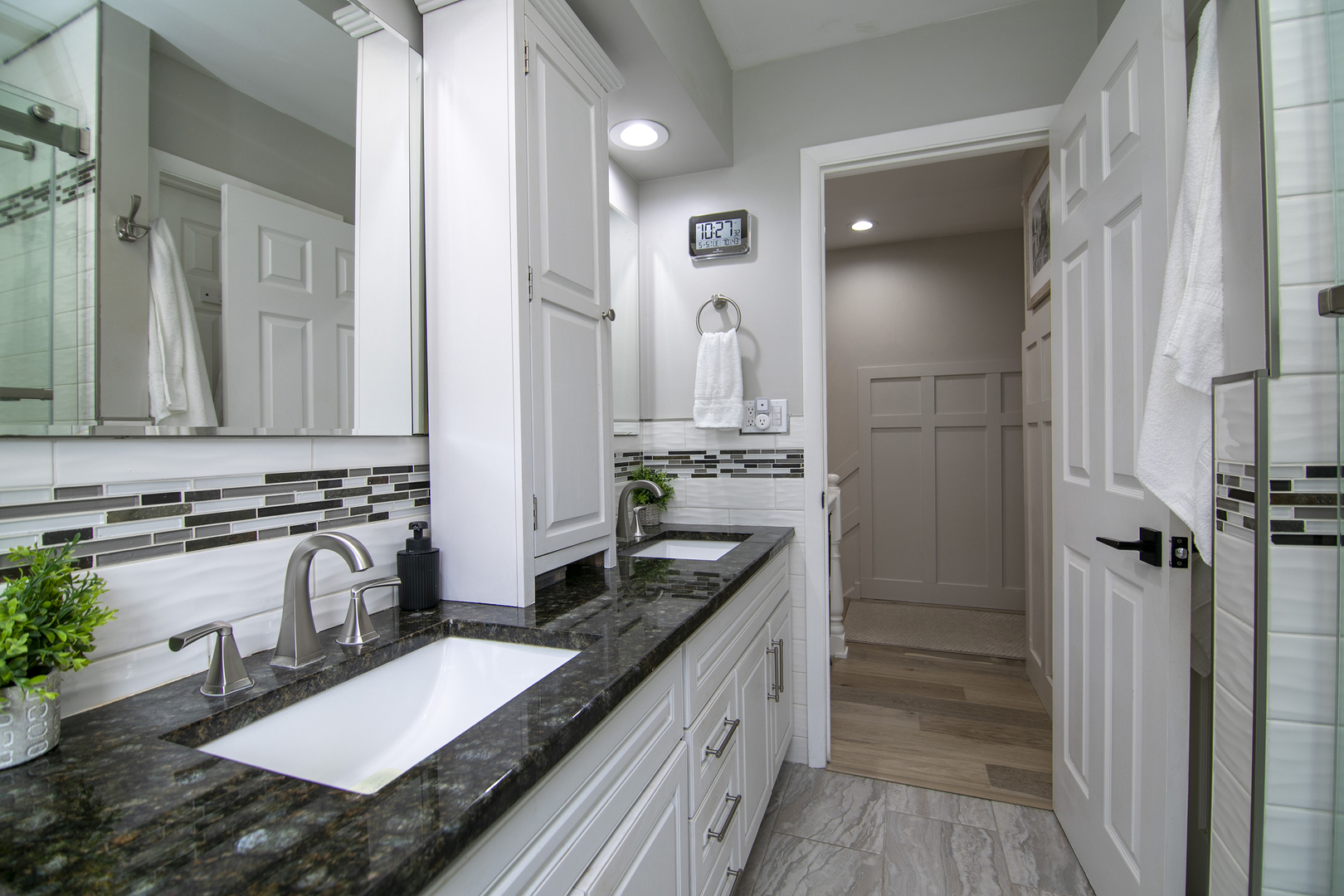 765 W Bayer Drive, Palatine, IL 60067