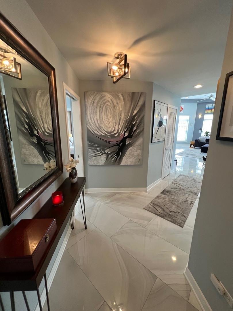 40 E Northwest Highway #314, Mount Prospect, IL 60056