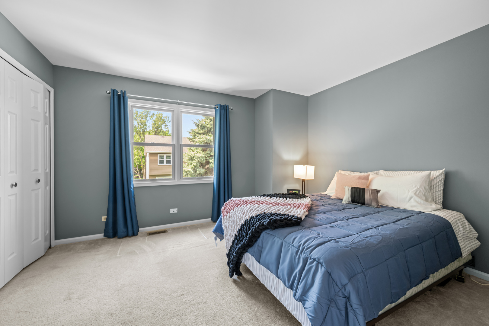 1631 Terri Circle, Naperville, IL 60563