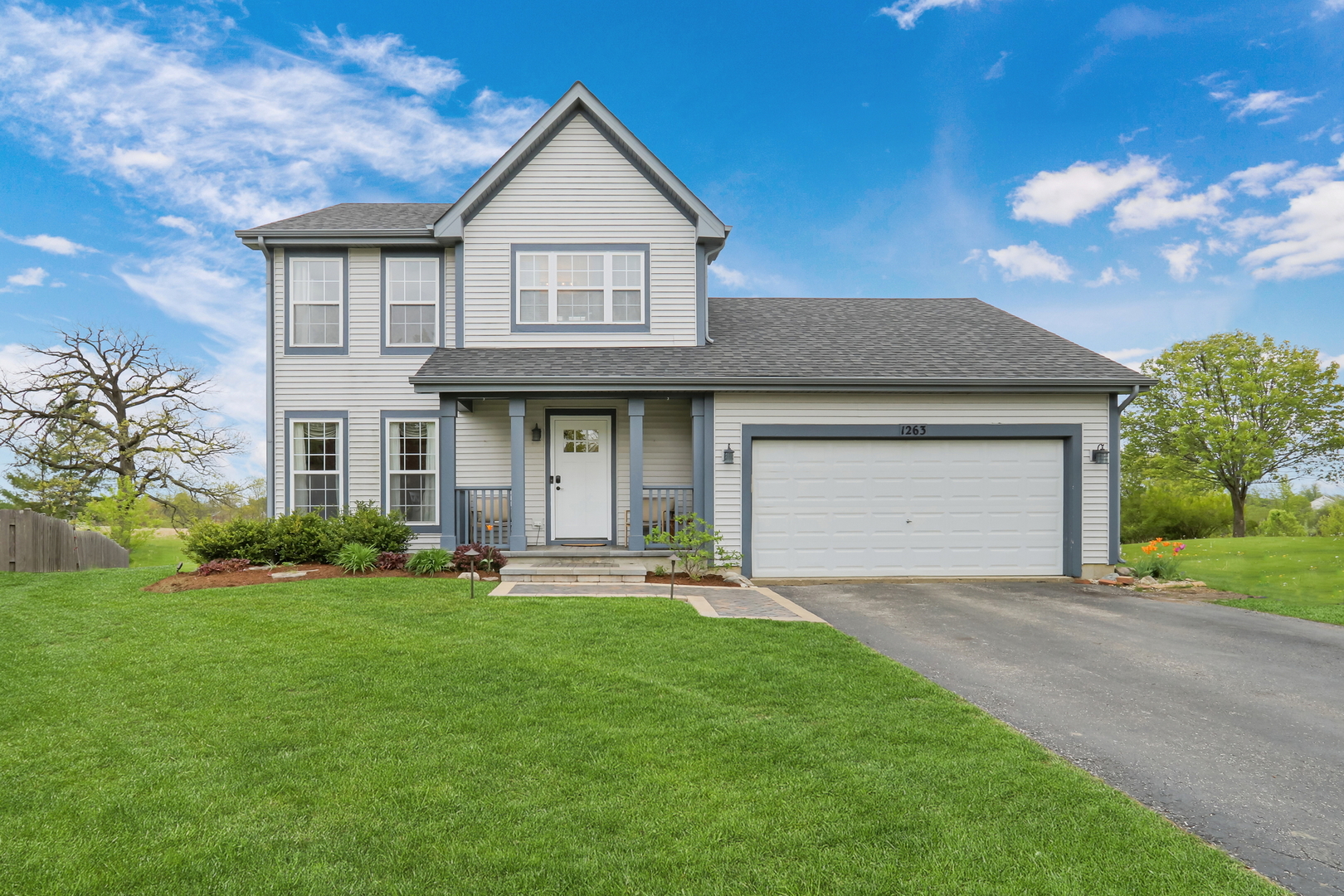 1263 E Essex Court, Round Lake Beach, IL 60073
