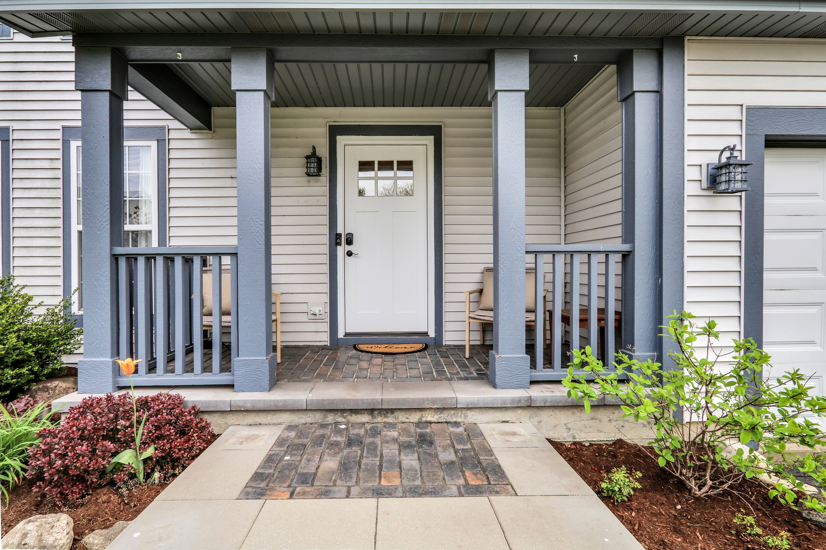 1263 E Essex Court, Round Lake Beach, IL 60073