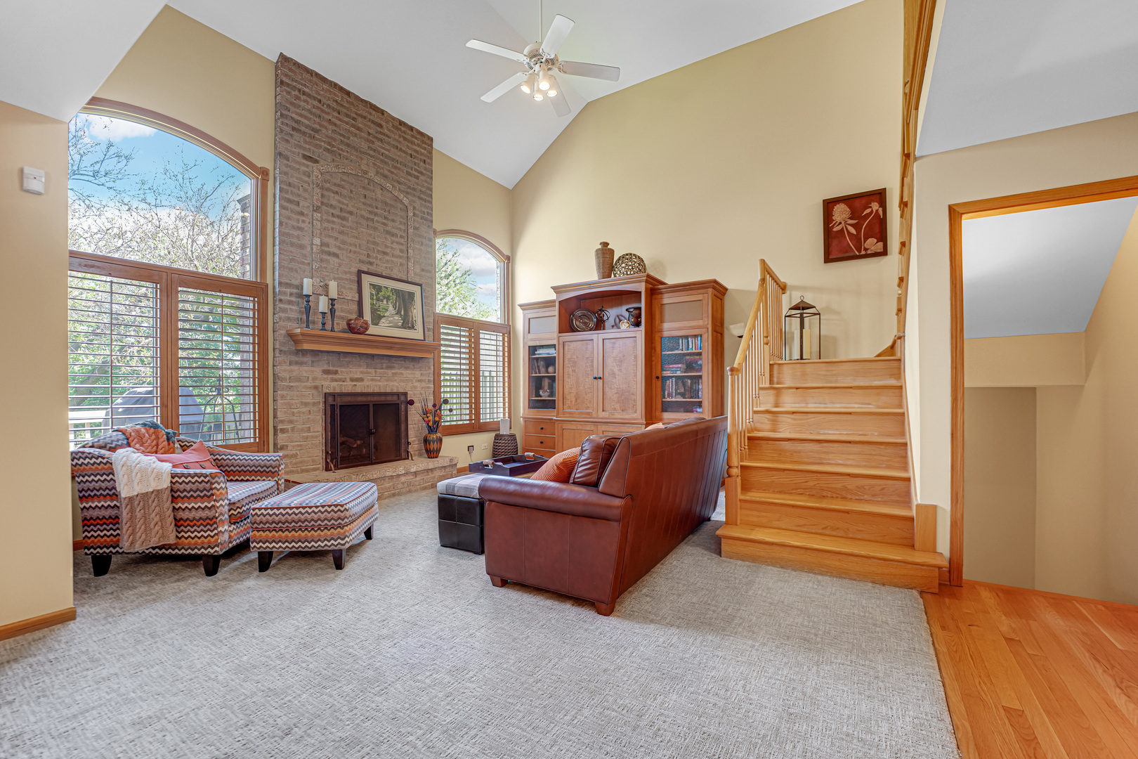 2254 Tamarack Drive, Downers Grove, IL 60515