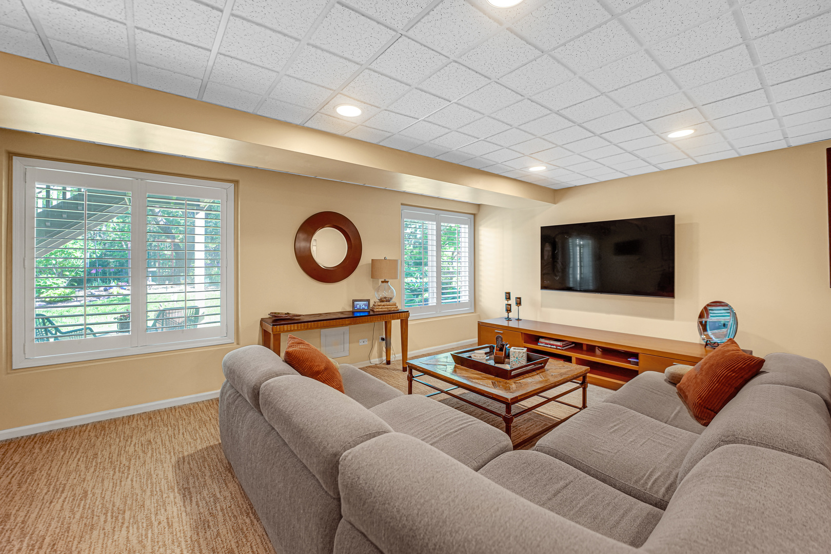2254 Tamarack Drive, Downers Grove, IL 60515