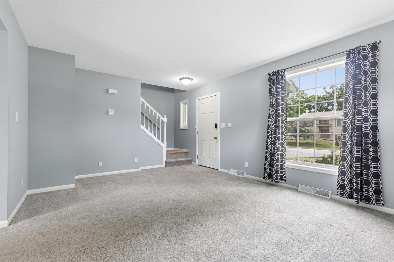 26590 W Catalpa Road, Antioch, IL 60002
