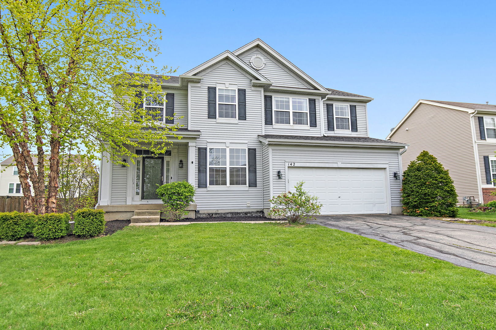 142 Meadows Drive, Gilberts, IL 60136