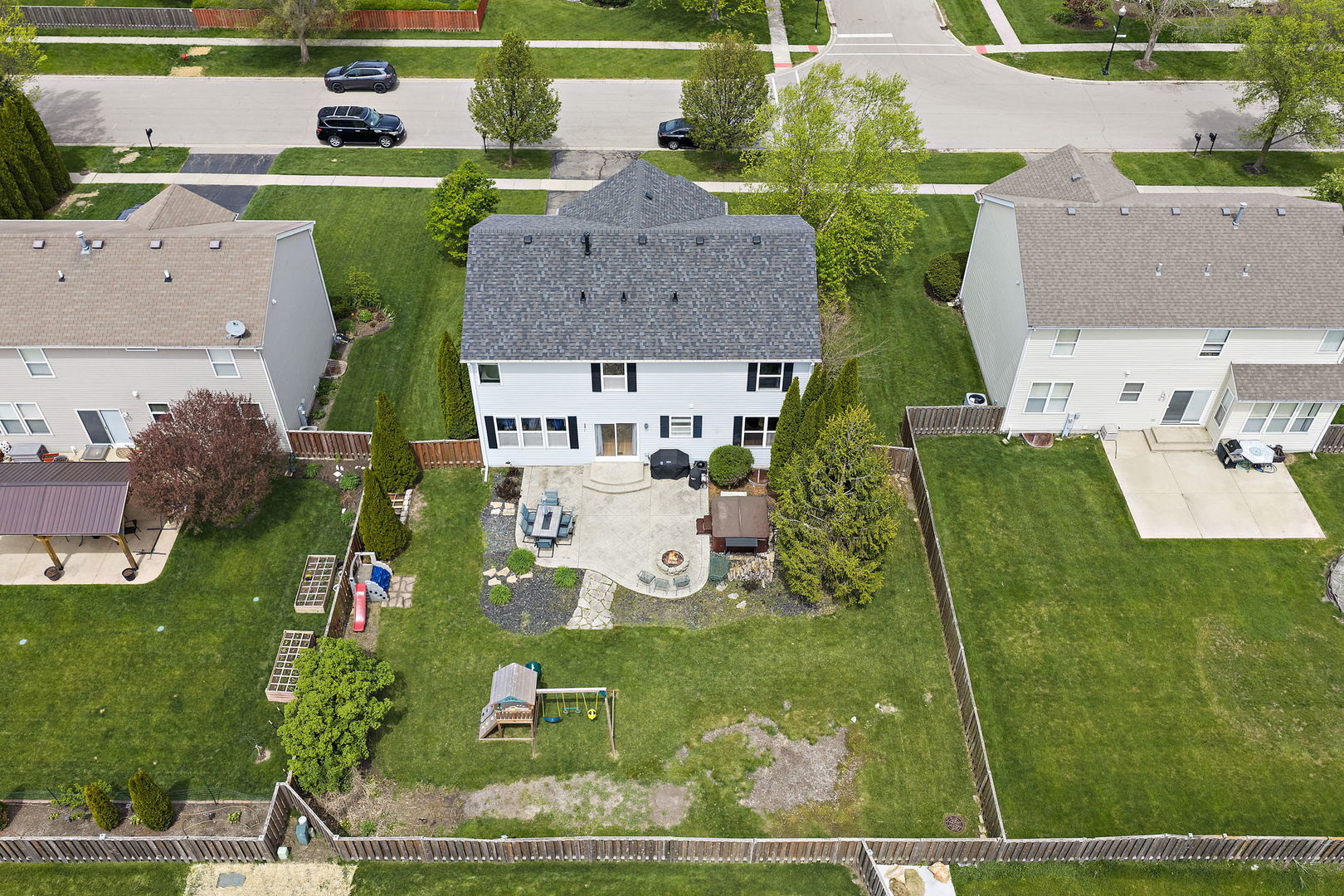 142 Meadows Drive, Gilberts, IL 60136