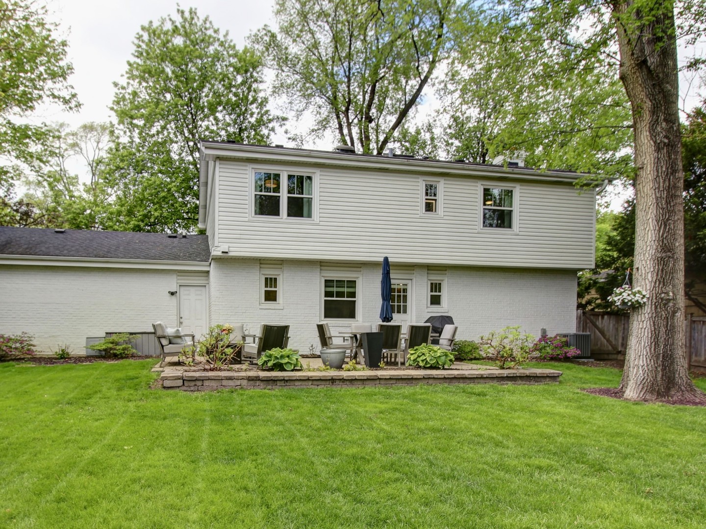 129 S Adams Street, Hinsdale, IL 60521