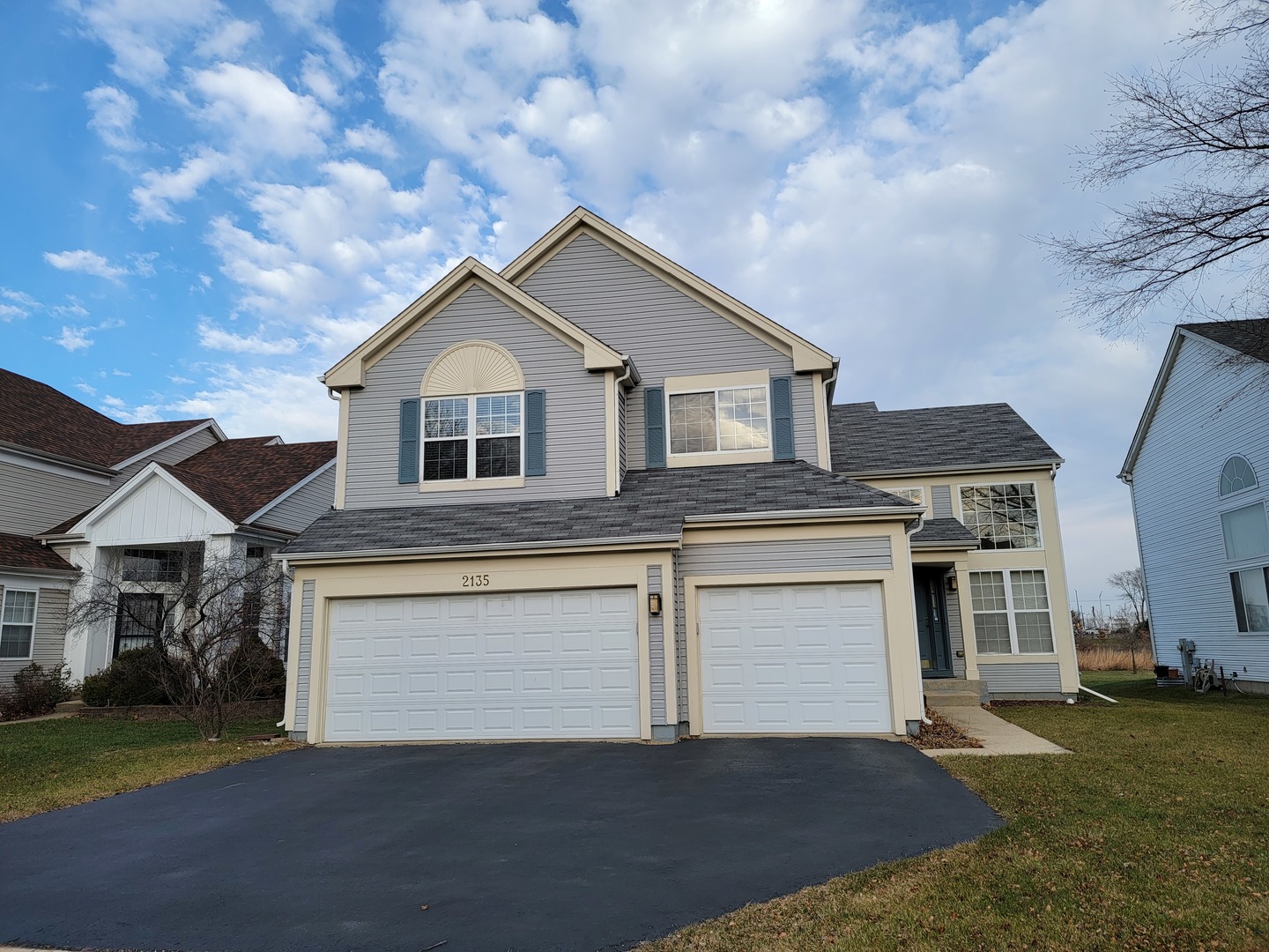 2135 Feldott Lane, Naperville, IL 60540