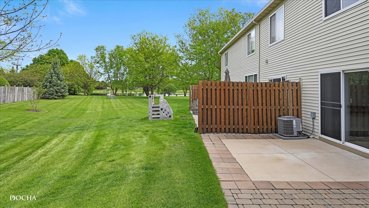 1886 N Wentworth Circle, Romeoville, IL 60446